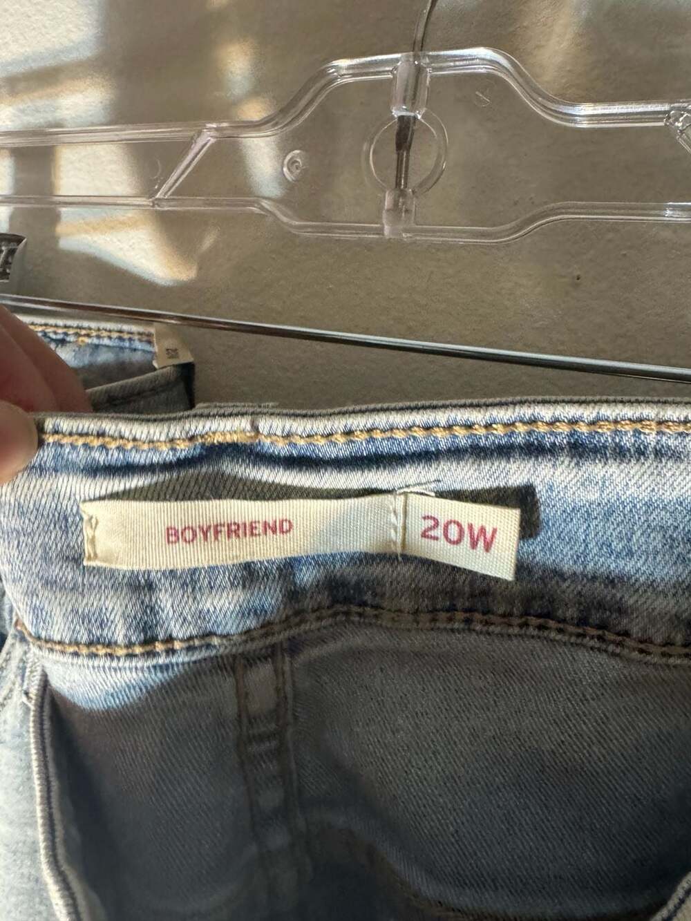 Levi's Mid Rise Boyfriend Stellar Stretch Jeans Size 20W - Picture 2 of 7